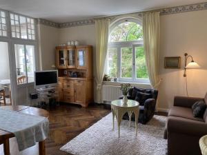 "Seashell" Modern retreat