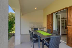 Ferienhaus mit Privatpool für 10 Personen ca 200 qm in Banjole, Istrien Istrische Riviera