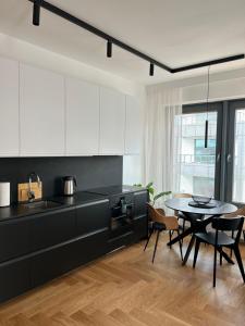 RJ Stara Stocznia 21