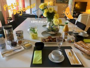 Sejours chez l'habitant Serenity Chambre d'hote au calme Des Maitres Tibetains y ont sejourne 15 mn des plages : photos des chambres