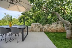 Ferienhaus mit Privatpool für 8 Personen ca 160 qm in Golas, Istrien Istrische Riviera 