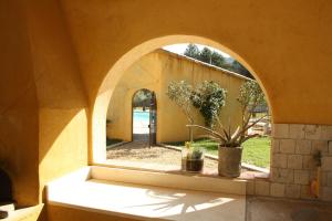 Très belle Bastide provençale avec Piscine pour 10 Personnes