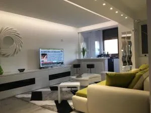 Luxuriöses 2-Raum-Apartement - Chiajna