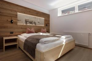 Dolomite Apartments 6&7 - by Familiaris