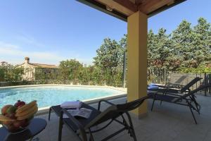 Ferienhaus mit Privatpool für 8 Personen ca 120 qm in Mugeba, Istrien Istrische Riviera 