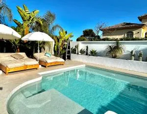 Casa Duende, Estepona, Private beach house with heated pool - Saladillo Benamara