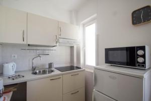 Ferienwohnung für 4 Personen 1 Kind ca 65 qm in Novigrad, Istrien Istrische Riviera