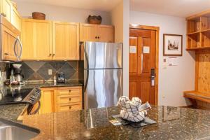 2BR Ski In Ski Out Keystone Condo Walk to Slopes