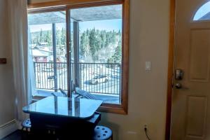 Main St 2BR Next to Ski Access