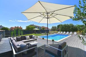 Ferienhaus mit Privatpool für 8 Personen ca 126 qm in Galižana, Istrien Istrische Riviera 