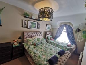 Palm Cove Bundoran Luxurious Sea View Balcony Free Wifi Netflix Sleeps 5