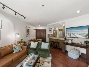 Gorgeous 1BR Steps From Lifts with Private Hot Tub