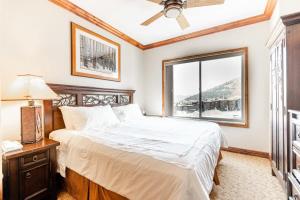 Charming 1BR with Resort Amenities Near Ski Lift