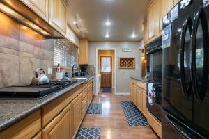 Serene 5BDR Near Beach and Forest Trails