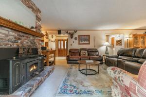 Serene 5BDR Near Beach and Forest Trails