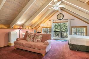 Serene 5BDR Near Beach and Forest Trails