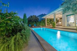 After All Wohnung mit Pool in Mandre, Pag