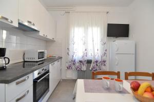 Ferienwohnung für 4 Personen ca 40 qm in Fažana, Istrien Istrische Riviera - b58310