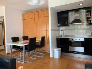 Apartment with side seaview 60 meters from sea