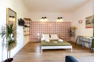 Central Vera Studio - Ideal for 3 - By Wehost