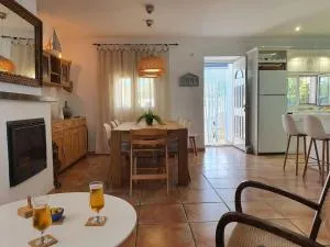 SANCHEZ Y LASERNA STAYS Amplia casa en Denia cerca del mar y la montaña - La Jara