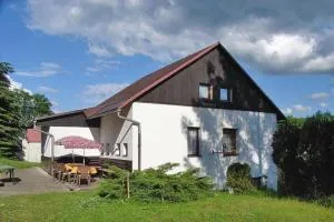 Ferienhaus mit Privatpool für 10 Personen ca 240 m in Smrzovka, Isergebirge - Zásada