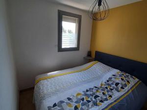 Appartement rénové 4 pers avec loggia et parking, à 50m de la plage! - FR-1-326-757