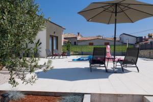 Ferienhaus mit Privatpool für 5 Personen ca 60 qm in Barat, Istrien Binnenland von Istrien 