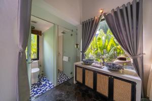 Biệt Thự Loại Sang Hướng Vườn (Deluxe Villa Garden View)
