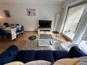 Cosy apartment at Gates of Paris