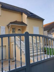 Appartements Logement Proche Disneyland et Paris : photos des chambres