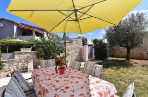Ferienwohnung für 6 Personen ca 100 qm in Fažana, Istrien Istrische Riviera