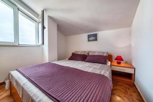 Ferienwohnung für 4 Personen ca 50 qm in Srima, Dalmatien Norddalmatien 