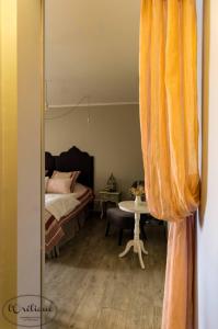 B&B / Chambres d'hotes CHAMBRES D'HOTES L'Oreliane en Provence Adults Only : photos des chambres