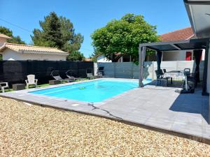 Maisons de vacances Maison l-abri cotier tout a pied 3 chambres clim piscine animaux ok : photos des chambres