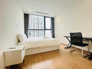 Nanahousing-3 Bedroom Apartment Vinhomes Skylake