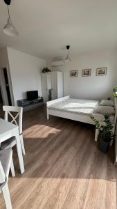 TRIO apartment