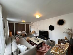 Appartements Large Apartment in City Center : photos des chambres