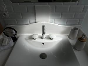 Appartements Large Apartment in City Center : photos des chambres