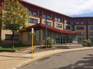 Residence & Conference Centre - Oakville