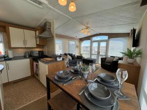 Millfields Holiday Park - The Balmoral - Coastal Caravan Breaks