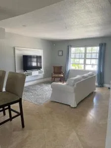 Hollywood Beach Townhouse steps to beach - 好莱坞海滩