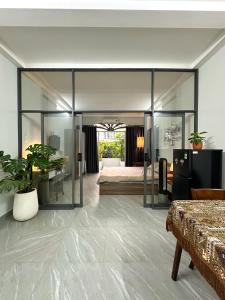 Modern Calmette Home - Central HCMC Comfort & Convenience