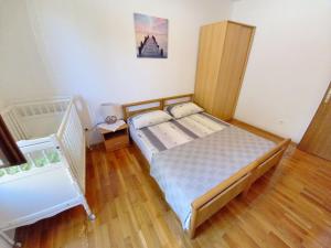 Ferienwohnung für 4 Personen ca 50 qm in Fažana-Surida, Istrien Istrische Riviera - b60767