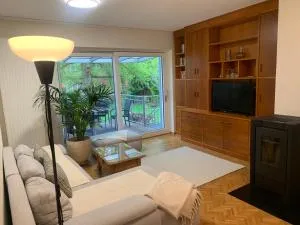 Ganzes Haus in der Altstadt, ideal für 2 Personen, 4 Gäste möglich - Groß Mimmelage