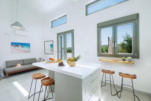 Olisea Villa, olive grove seaview villa