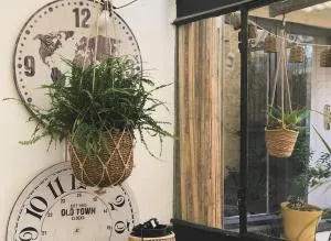 Le Patio, Climatisation Terrasse Wi-Fi Netflix 15 mn coeur de ville - Boujan-sur-Libron