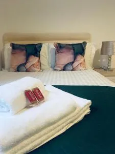 Robinhuts Stays - 3 Bed property Perfect for contractors and families - 科廷厄姆