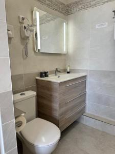 Hotels Logis Hotel Restaurant le Mirador : photos des chambres