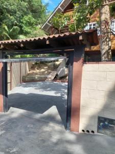 Casa na Praia em Porto Belo - Araçá